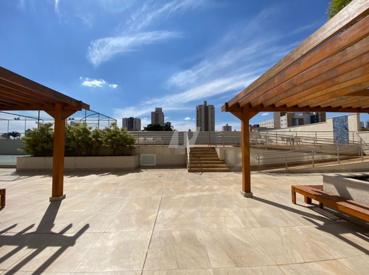 Apartamento para alugar com 3 quartos, 103m² - Foto 29
