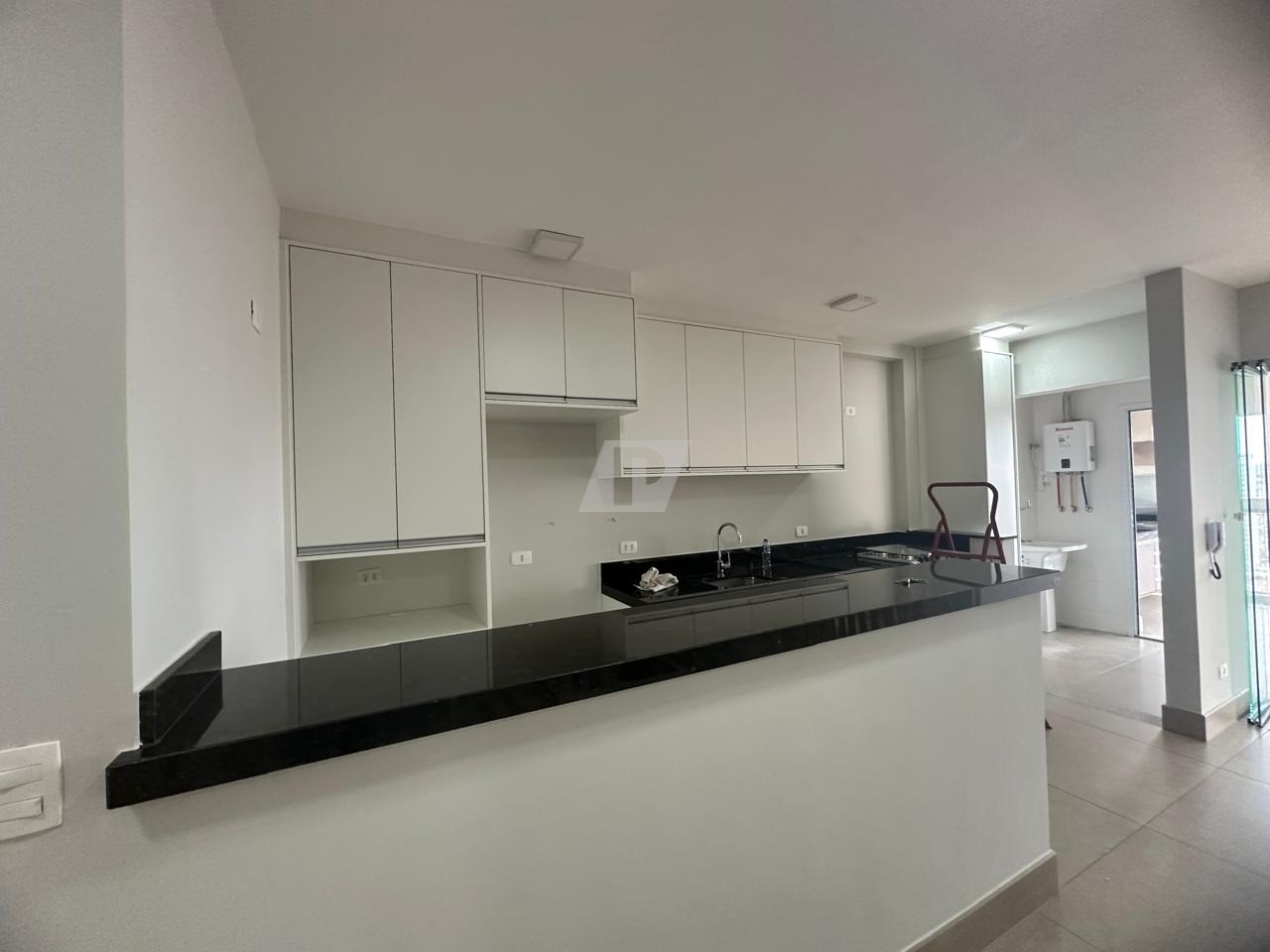 Apartamento para alugar com 3 quartos, 103m² - Foto 6