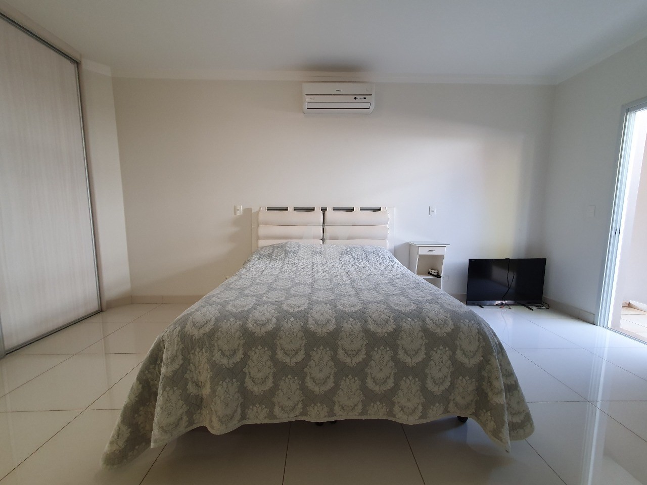 Casa de Condomínio à venda e aluguel com 5 quartos, 394m² - Foto 18