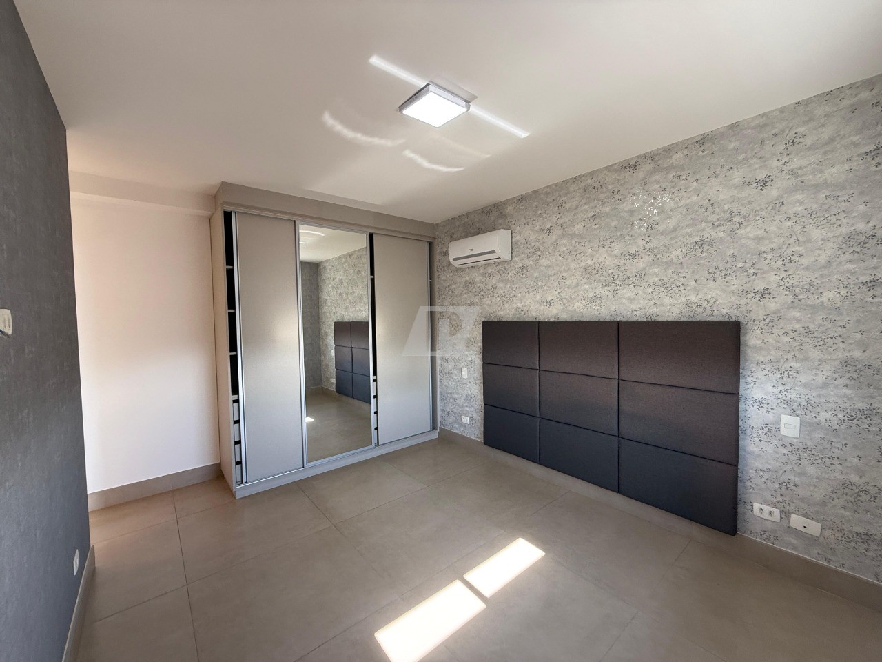 Apartamento para alugar com 3 quartos, 103m² - Foto 9