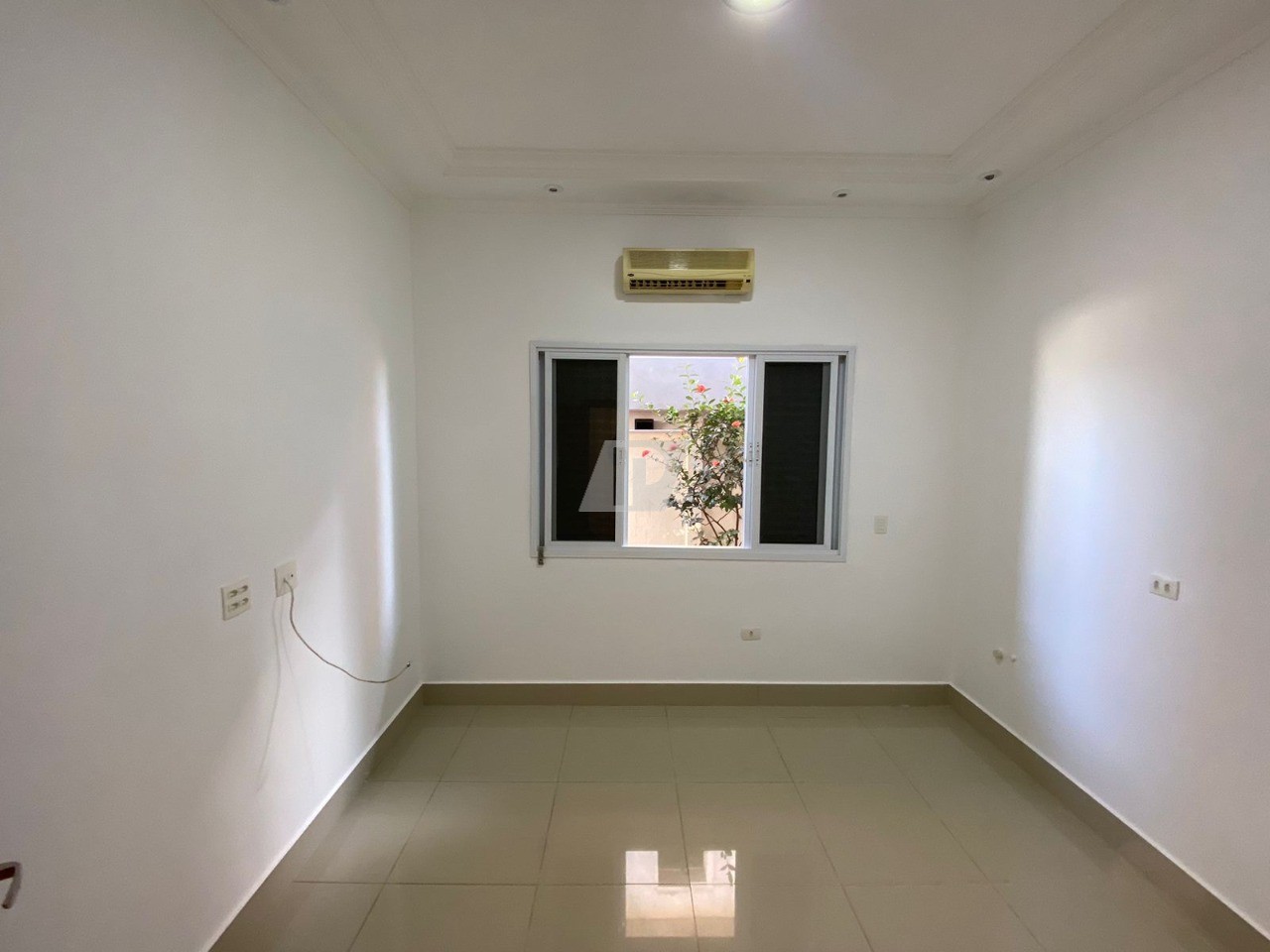 Casa de Condomínio para alugar com 3 quartos, 206m² - Foto 26