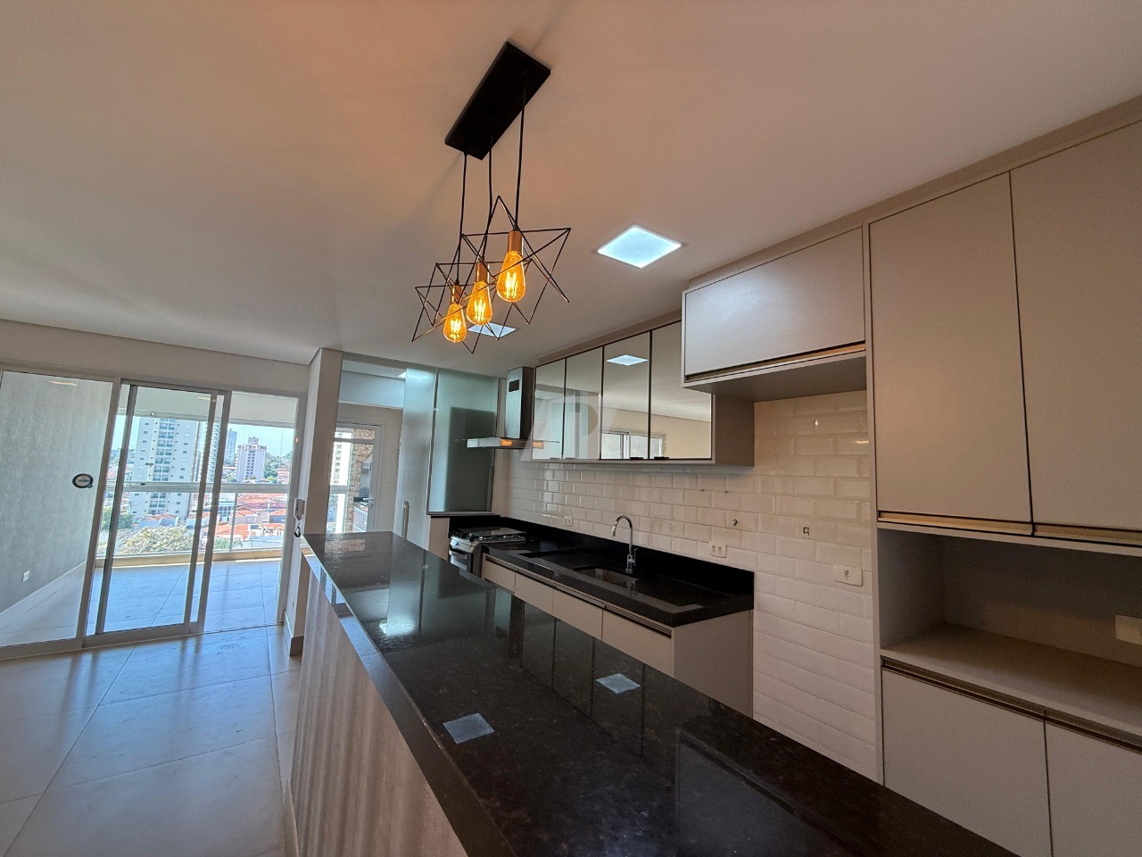 Apartamento para alugar com 3 quartos, 103m² - Foto 7
