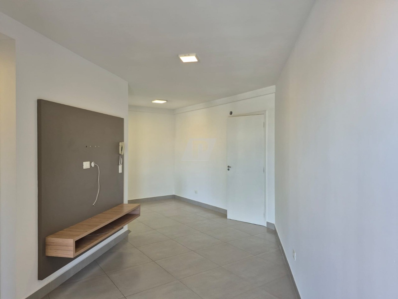 Apartamento à venda e aluguel com 2 quartos, 62m² - Foto 1