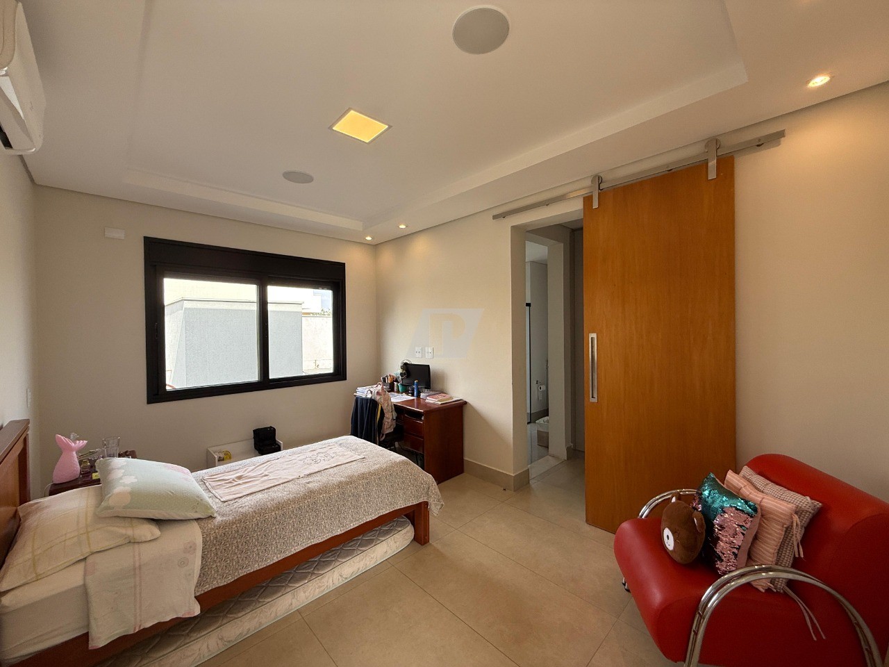 Casa de Condomínio para alugar com 3 quartos, 262m² - Foto 33