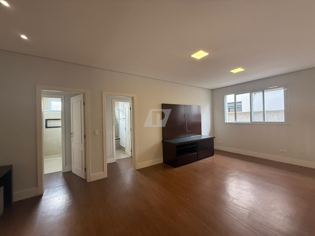 Casa de Condomínio à venda e aluguel com 3 quartos, 270m² - Foto 9