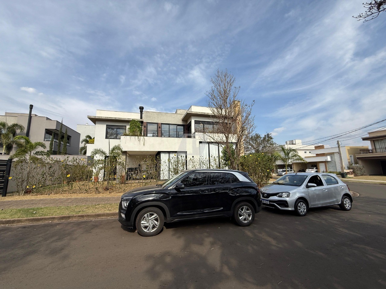 Casa de Condomínio para alugar com 3 quartos, 262m² - Foto 5