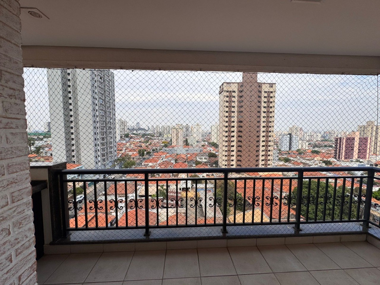 Apartamento para alugar com 3 quartos, 97m² - Foto 12