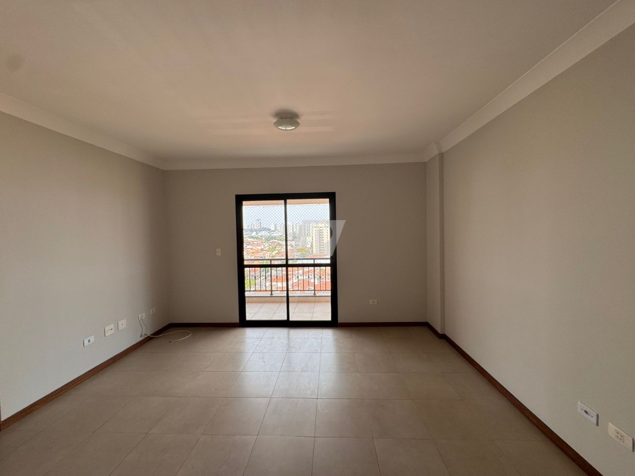 Apartamento para alugar com 3 quartos, 97m² - Foto 11