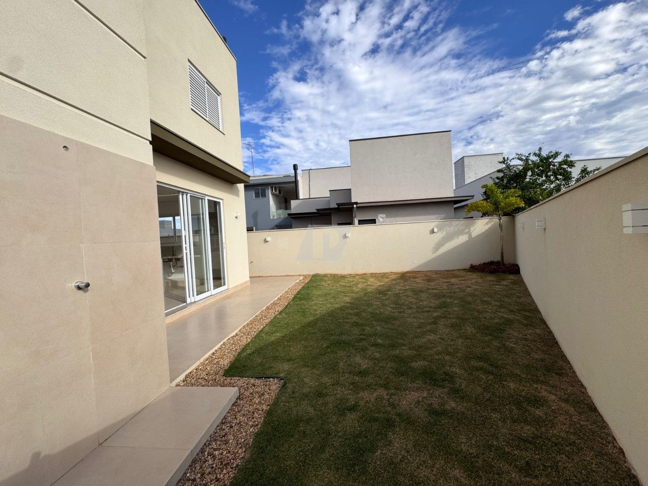 Casa de Condomínio à venda com 3 quartos, 166m² - Foto 18