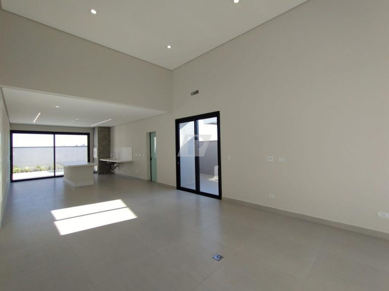 Casa de Condomínio à venda e aluguel com 3 quartos, 376m² - Foto 6