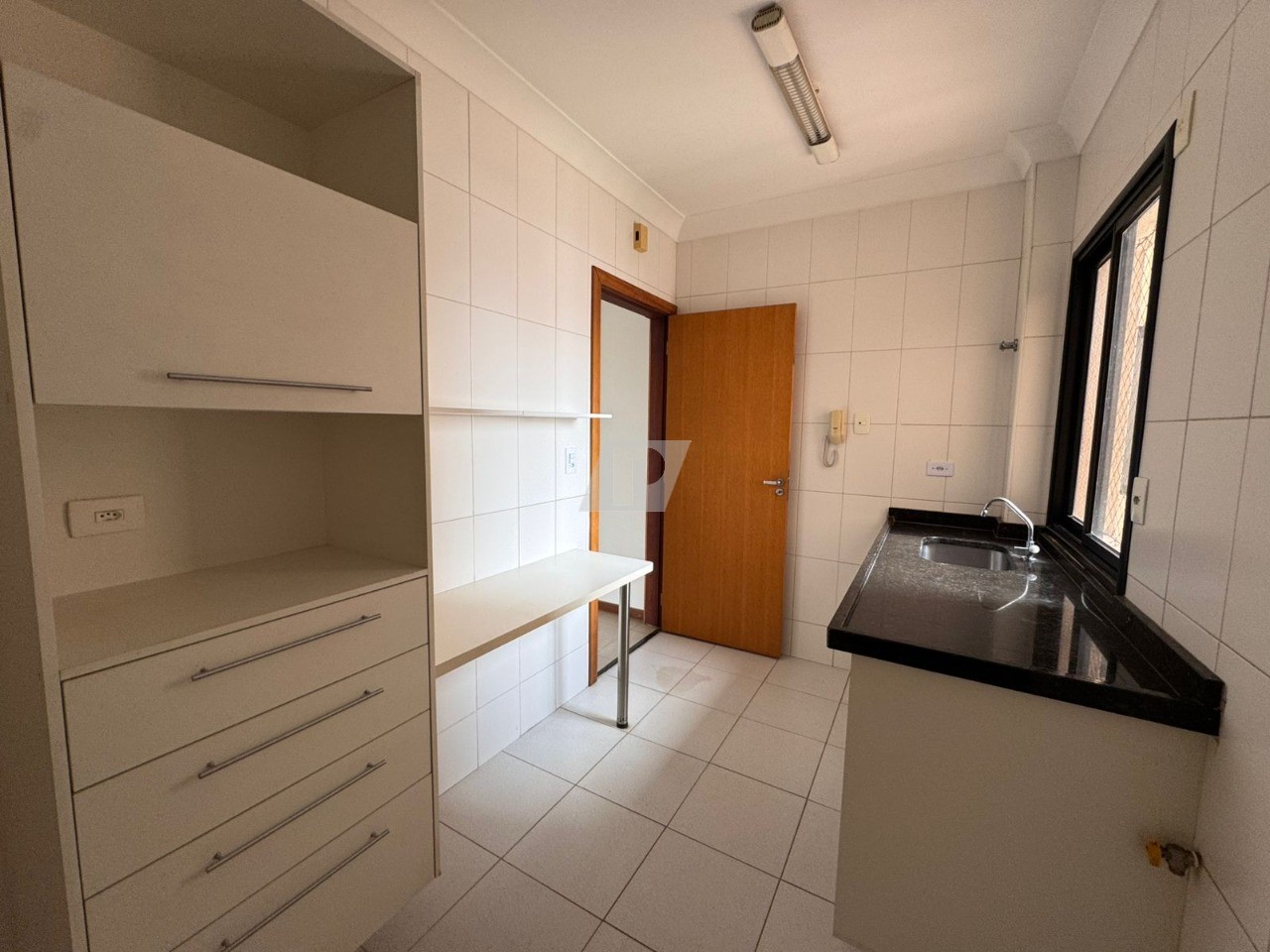 Apartamento para alugar com 3 quartos, 97m² - Foto 19