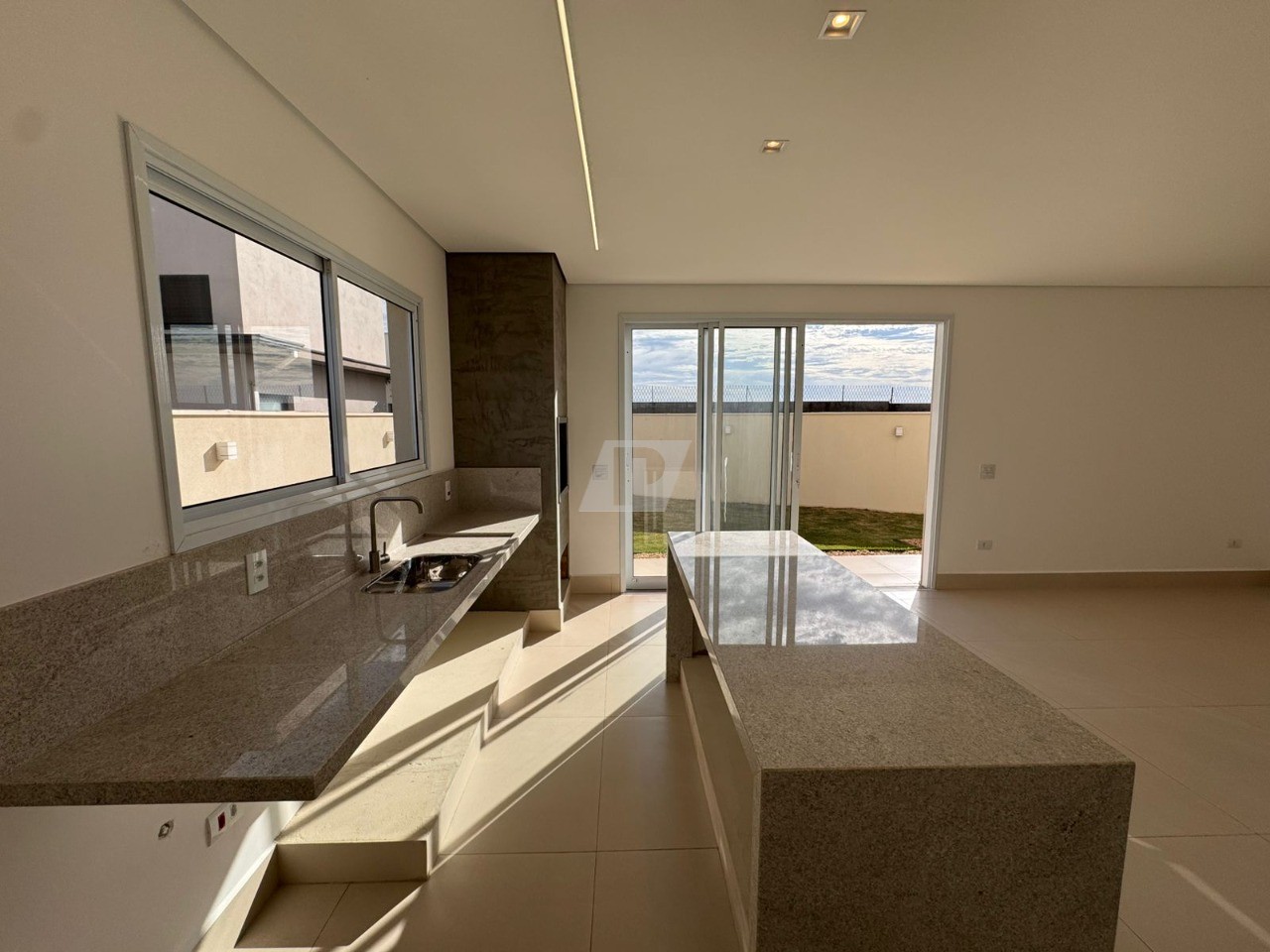 Casa de Condomínio à venda com 3 quartos, 166m² - Foto 7