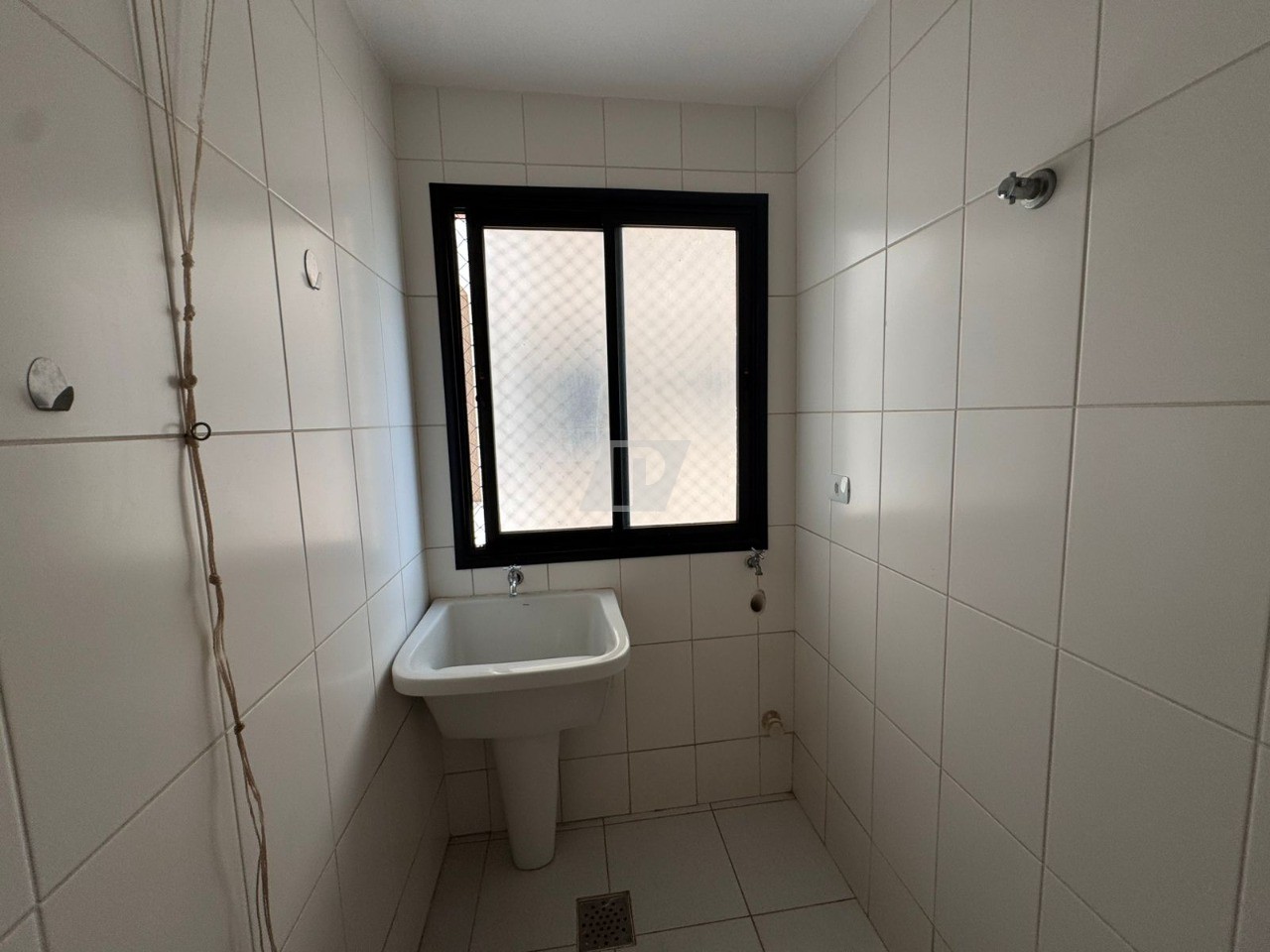 Apartamento para alugar com 3 quartos, 97m² - Foto 7