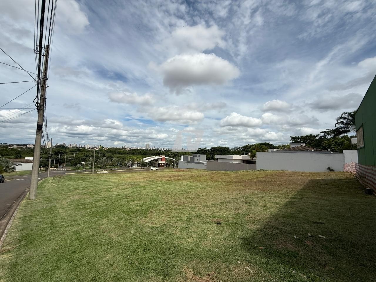 Terreno, 360 m² - Foto 1