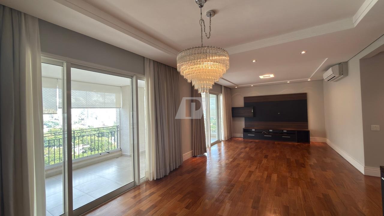 Apartamento, 3 quartos, 213 m² - Foto 1
