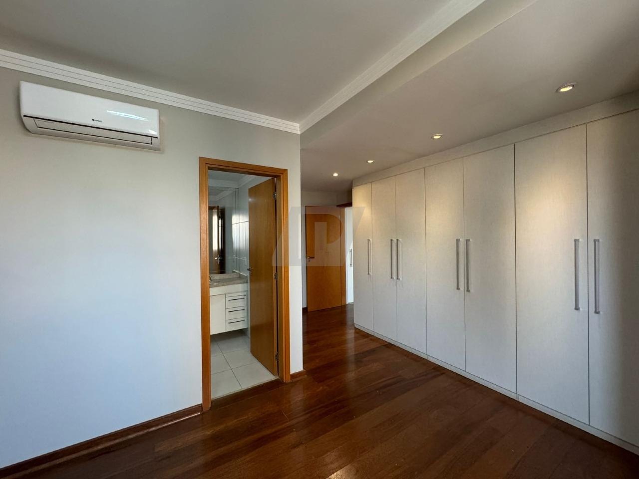 Apartamento, 3 quartos, 140 m² - Foto 11