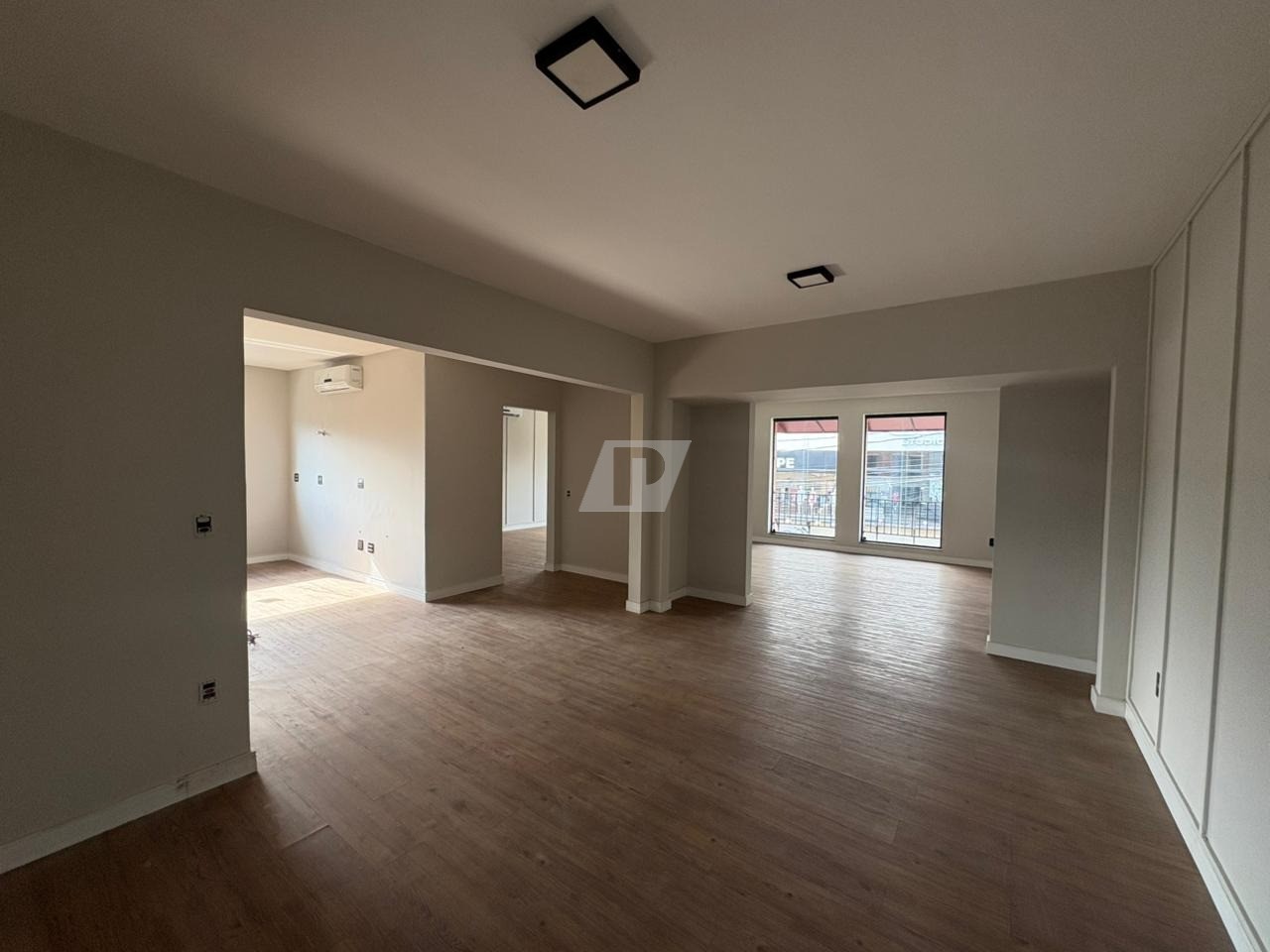 Loja-Salão, 110 m² - Foto 1