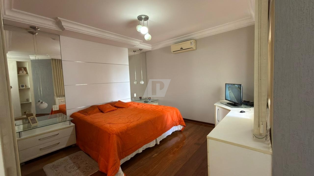 Casa, 3 quartos, 215 m² - Foto 33