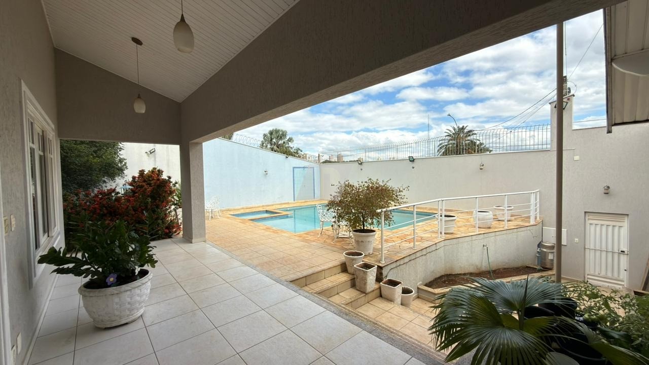 Casa, 3 quartos, 215 m² - Foto 61
