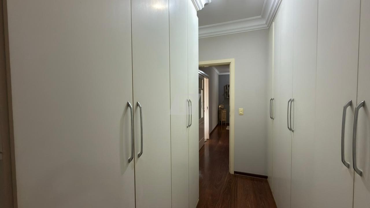 Casa, 3 quartos, 215 m² - Foto 11