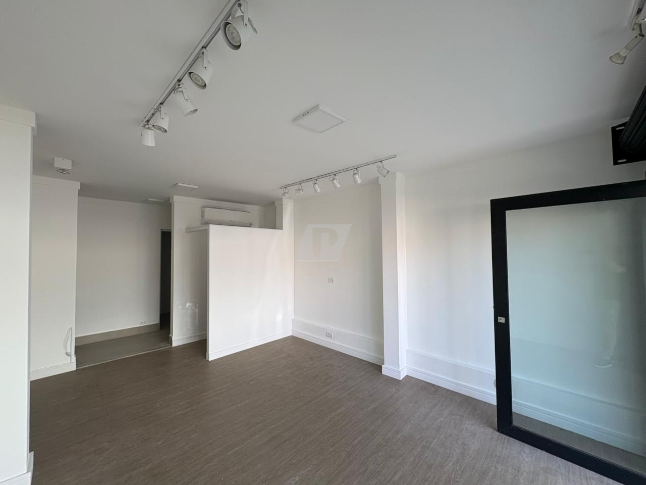 Prédio Inteiro - Foto 9