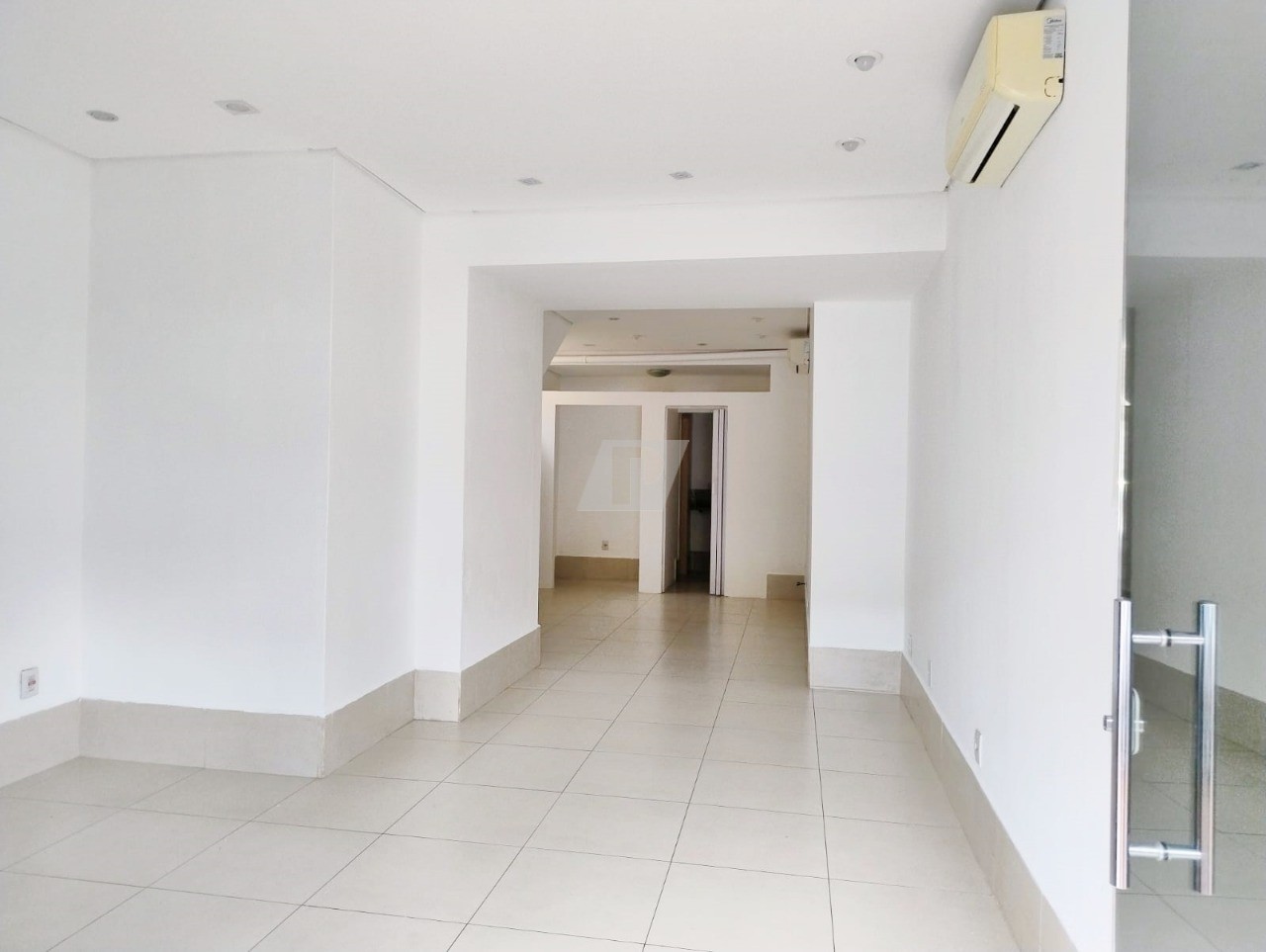 Loja-Salão, 42 m² - Foto 1