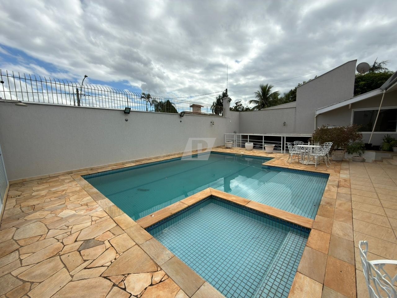 Casa, 3 quartos, 215 m² - Foto 25