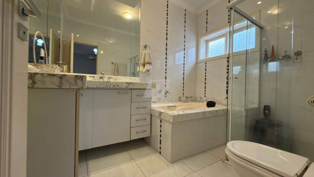 Casa, 3 quartos, 215 m² - Foto 79
