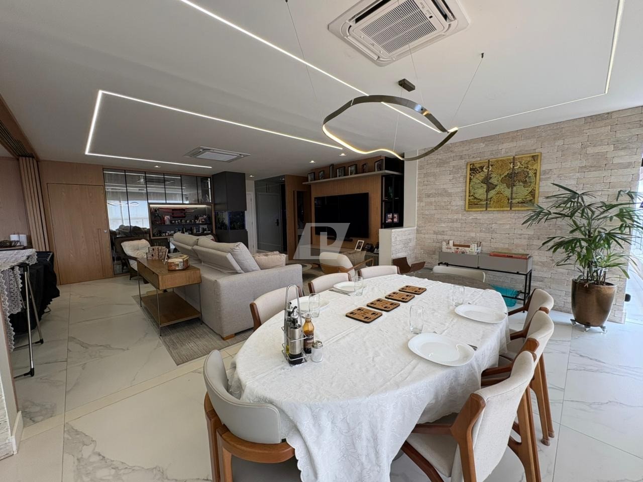 Apartamento, 3 quartos, 165 m² - Foto 1