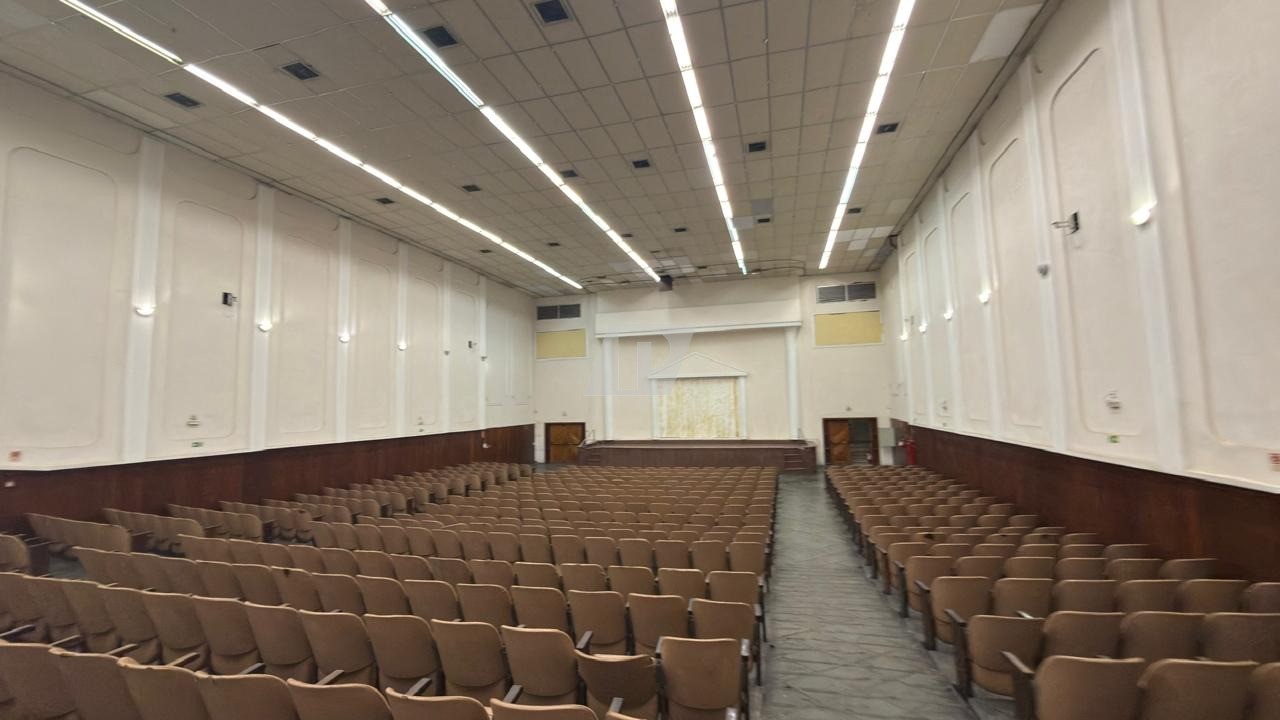 Prédio Inteiro, 985 m² - Foto 1