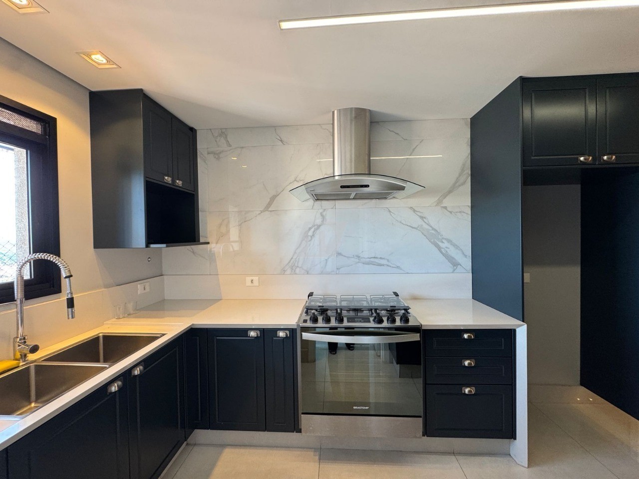 Apartamento, 3 quartos, 163 m² - Foto 1