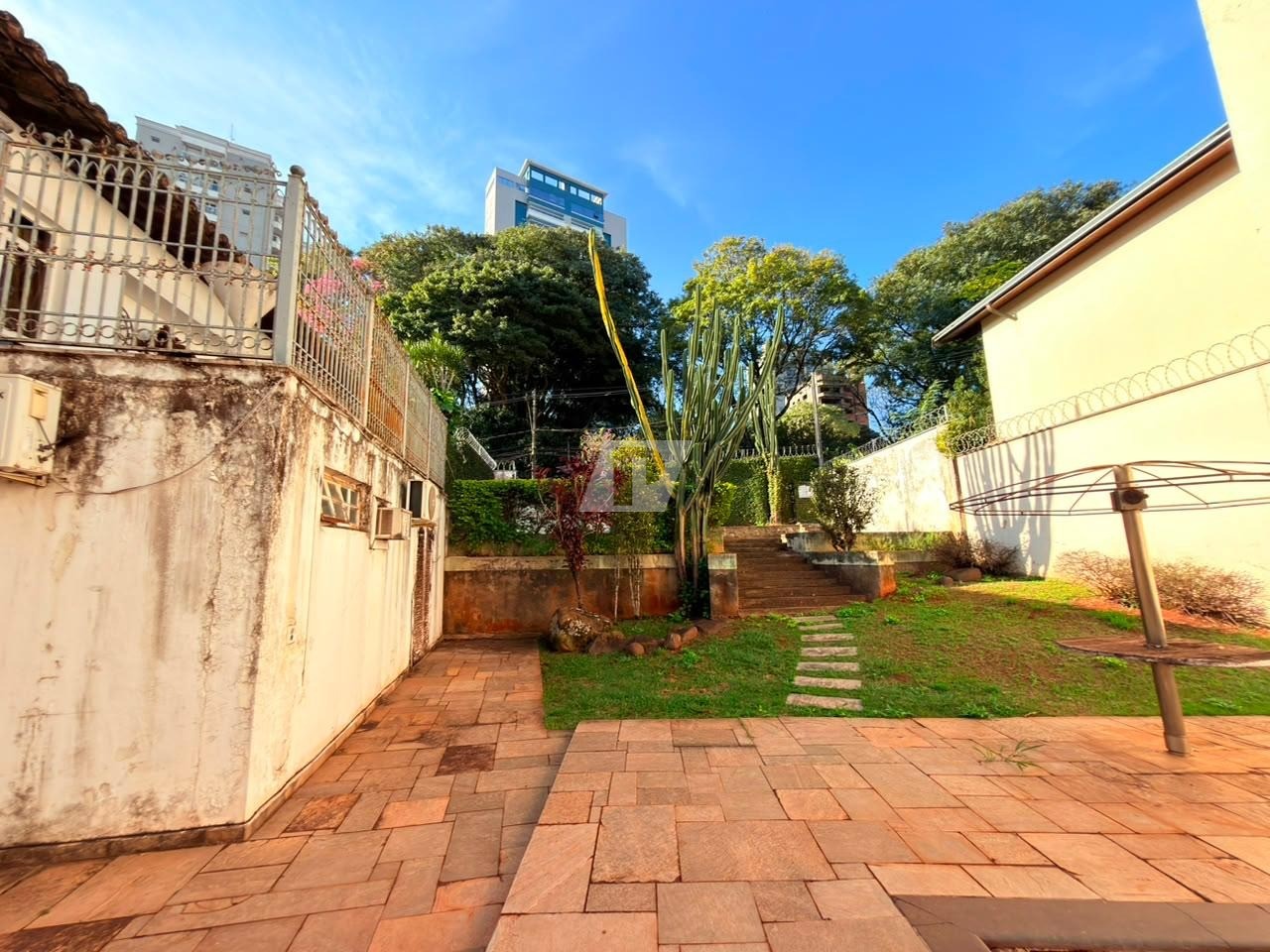 Sobrado, 6 quartos, 448 m² - Foto 4
