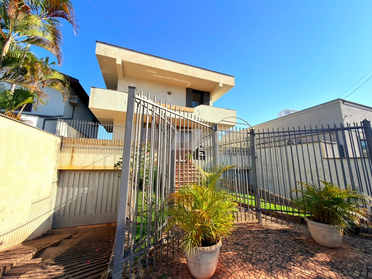 Casa, 3 quartos, 440 m² - Foto 1