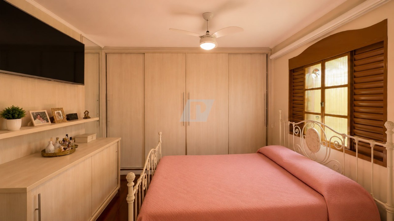 Casa, 5 quartos, 280 m² - Foto 9