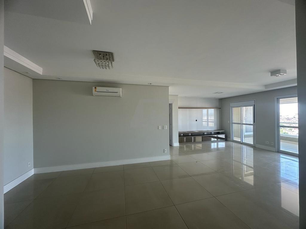 Apartamento à venda com 3 quartos, 150m² - Foto 6