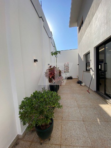 Casa de Condomínio à venda e aluguel com 3 quartos, 300m² - Foto 39