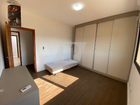 Casa de Condomínio à venda e aluguel com 3 quartos, 300m² - Foto 57