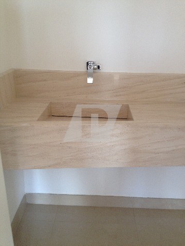 Apartamento para alugar com 3 quartos, 240m² - Foto 7