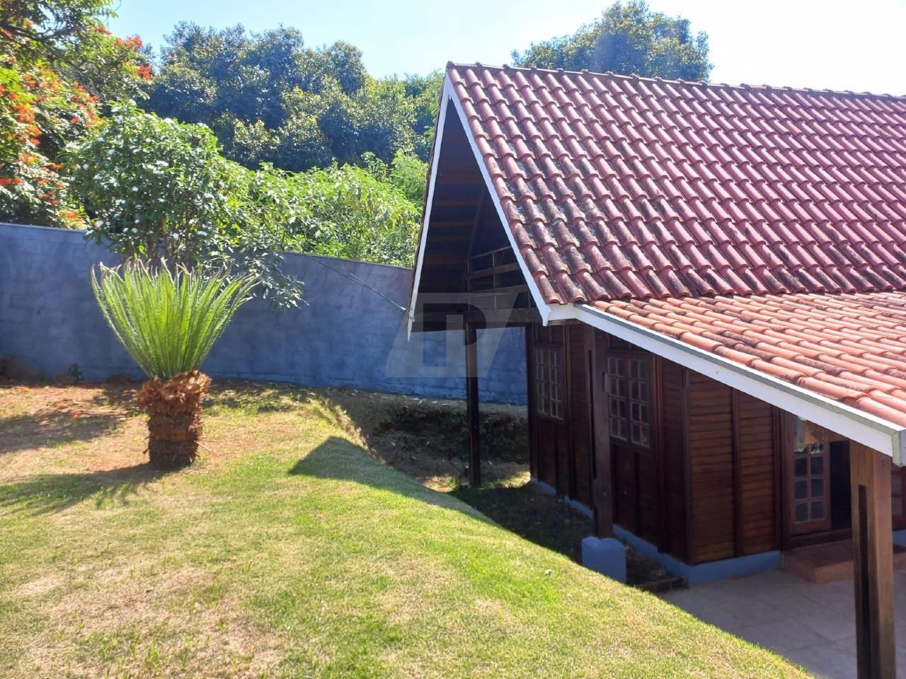 Casa, 5 quartos, 222 m² - Foto 2