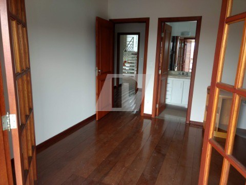 Casa de Condomínio para alugar com 4 quartos, 258m² - Foto 26