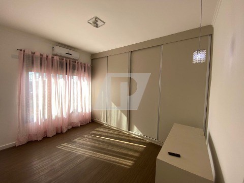 Casa de Condomínio à venda e aluguel com 3 quartos, 300m² - Foto 56