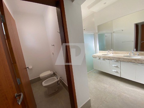 Casa de Condomínio à venda e aluguel com 3 quartos, 300m² - Foto 10