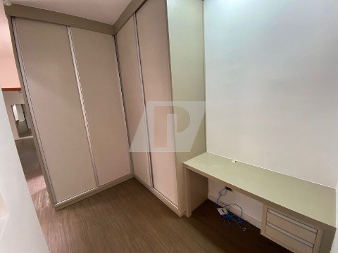 Casa de Condomínio à venda e aluguel com 3 quartos, 300m² - Foto 31