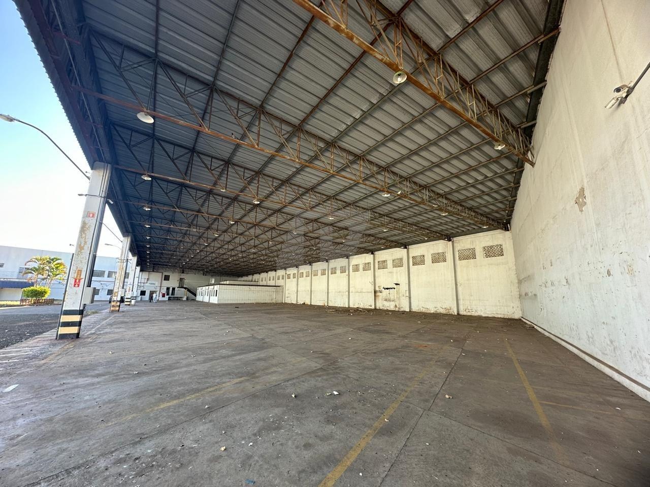 Depósito-Galpão, 2617 m² - Foto 2