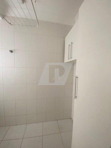 Apartamento para alugar com 3 quartos, 97m² - Foto 9