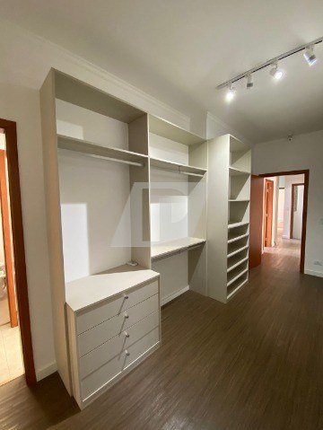 Casa de Condomínio à venda e aluguel com 3 quartos, 300m² - Foto 38