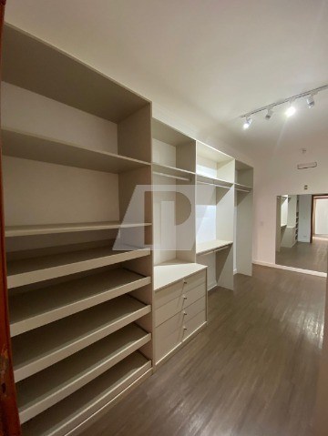 Casa de Condomínio à venda e aluguel com 3 quartos, 300m² - Foto 48