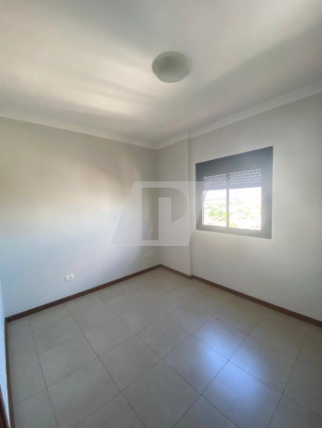 Apartamento para alugar com 3 quartos, 97m² - Foto 8