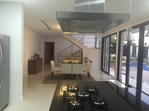 Casa de Condomínio à venda com 3 quartos, 330m² - Foto 13