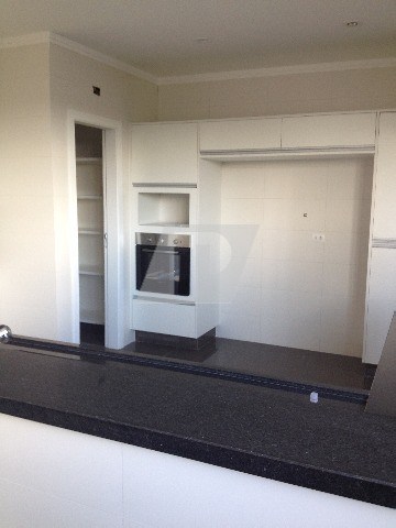 Apartamento para alugar com 3 quartos, 240m² - Foto 12